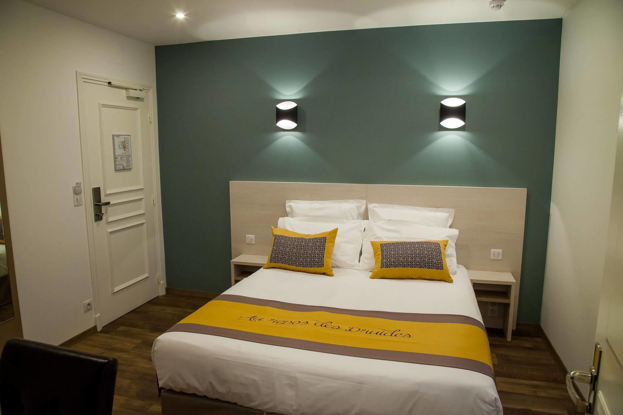 The Originals City, Le Relais Des Carnutes Brezolles Verneuil Sur Avre Экстерьер фото